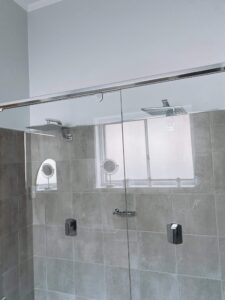 The Bend Abode - Deluxe King Suite with Double Shower