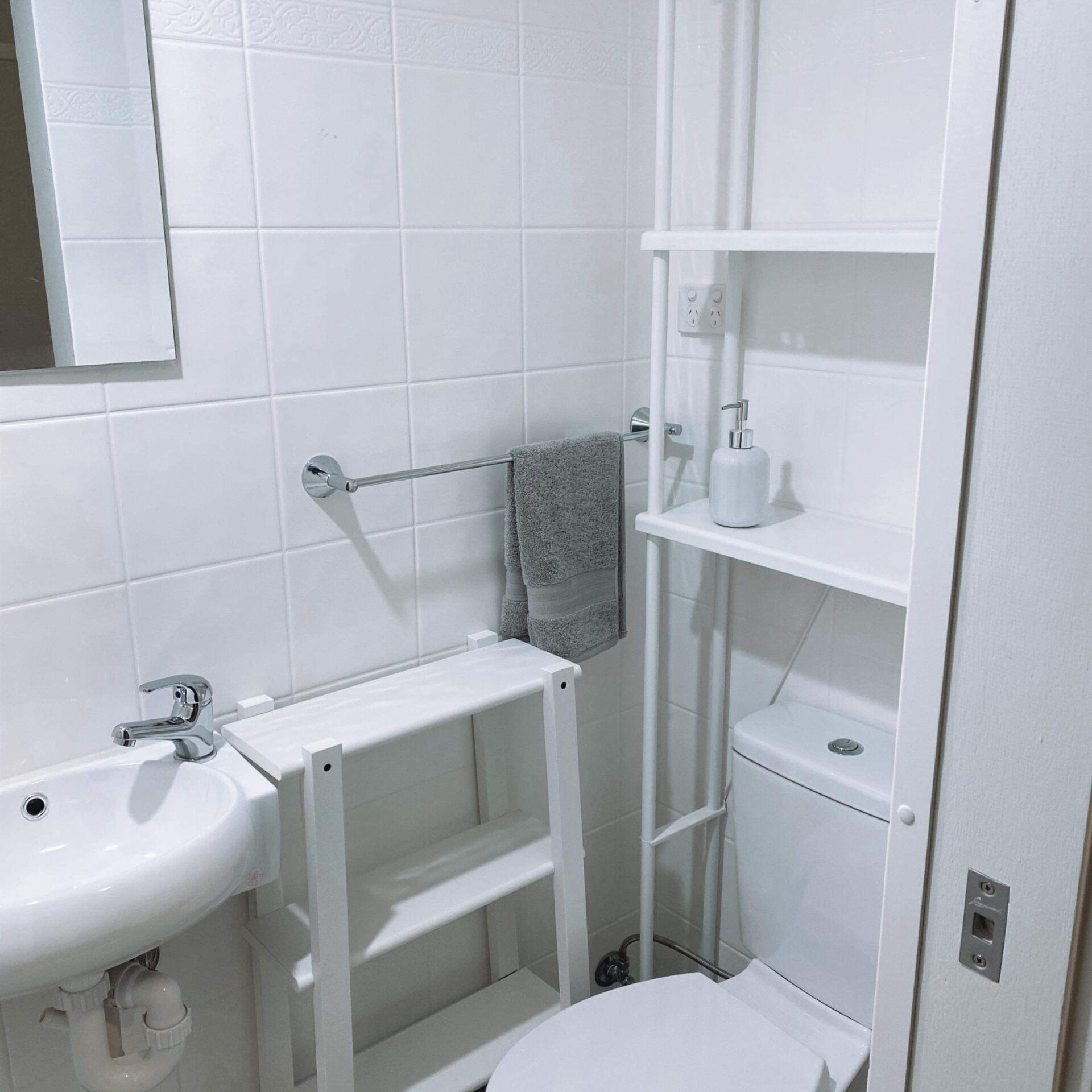 The Bend Abode - Standard King Suite